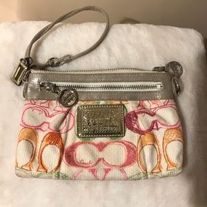 Coach Poppy Dream C Wristlet